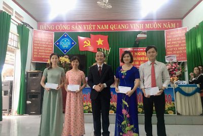 Trường THCS Hoàng Hoa Thám đã tổ chức thành công hội nghị : ” Nhà giáo, cán bộ quản lý giáo dục và người lao động ” năm học 2020-2021